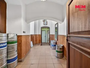 Prodej restaurace, Studená, Tyršova, 879 m2