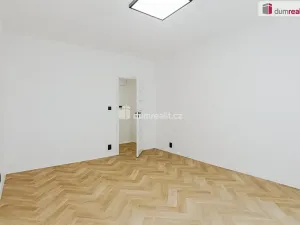 Prodej bytu 2+1, Sokolov, Mánesova, 61 m2