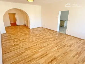 Pronájem bytu 2+kk, Valašské Meziříčí, Náměstí, 87 m2