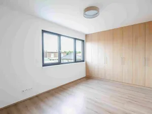 Pronájem chaty, Úhonice, 89 m2