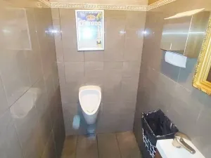 Pronájem obchodního prostoru, Jeseník, Masarykovo nám., 81 m2