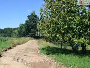 Prodej pozemku pro bydlení, Loukovec, 909 m2