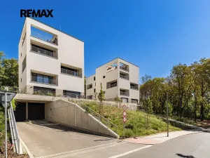 Pronájem bytu 2+kk, Praha - Vysočany, Pod Krocínkou, 59 m2