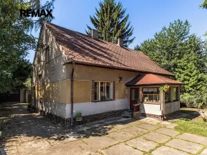 Prodej vícegeneračního domu, Praha - Pitkovice, Žampiónová, 200 m2
