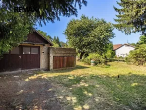 Prodej vícegeneračního domu, Praha - Pitkovice, Žampiónová, 200 m2
