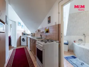 Pronájem bytu 2+1, Karlovy Vary, Dr. Davida Bechera, 59 m2