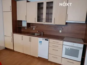 Pronájem bytu 1+kk, Pardubice, Bělehradská, 40 m2