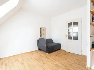 Prodej rodinného domu, Brno, náměstí Karla IV., 120 m2