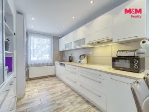 Prodej rodinného domu, Hřebeč, nám. Draha, 150 m2