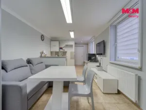 Prodej rodinného domu, Hřebeč, nám. Draha, 150 m2
