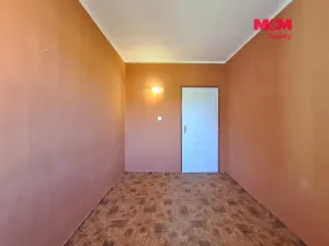 Pronájem bytu 4+1, Klášterec nad Ohří - Miřetice u Klášterce nad Ohří, 17. listopadu, 74 m2