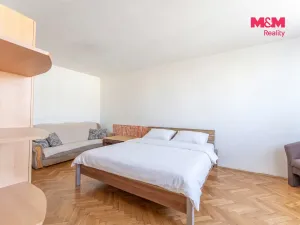 Prodej bytu 3+1, Toužim, Sídliště, 84 m2