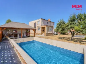 Prodej rodinného domu, Dobřany, Chlumčanská, 230 m2