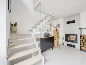 Pronájem rodinného domu, Praha - Dejvice, Evropská, 220 m2