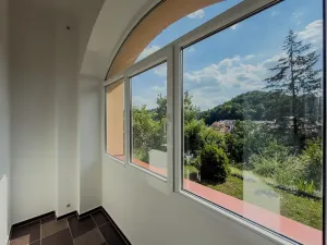 Prodej bytu 3+1, Karlovy Vary, Na Vyhlídce, 94 m2