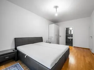 Pronájem bytu 3+kk, Praha, Na Petynce, 91 m2