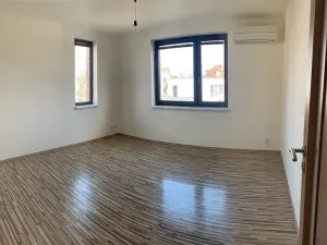 Pronájem bytu 3+kk, Praha - Dolní Měcholupy, U výstavby, 86 m2