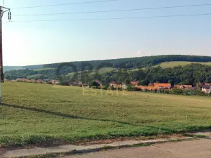 Prodej podílu pole, Šumice, 360 m2