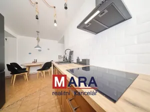 Prodej bytu 4+kk, Mikulovice, Hlavní, 109 m2