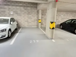 Pronájem garážového stání, Praha - Modřany, Mezi vodami, 12 m2