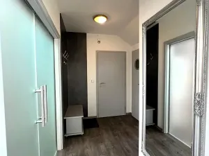 Prodej atypického bytu, Beňov, 235 m2