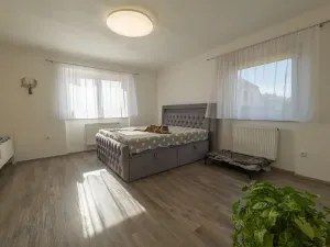Prodej rodinného domu, Klatovy, Korálkova, 210 m2