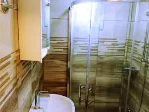 Pronájem bytu 1+1, Praha - Horní Počernice, Khodlova, 40 m2