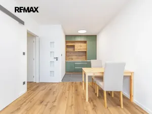 Prodej bytu 2+kk, Praha - Stodůlky, Suchý vršek, 33 m2