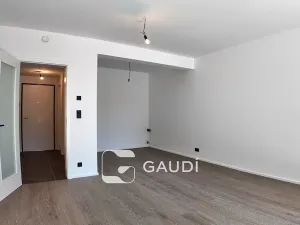 Prodej bytu 3+kk, Praha, Mezitraťová, 91 m2