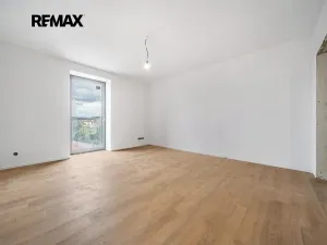 Prodej bytu 3+kk, Moravany, Květná, 103 m2