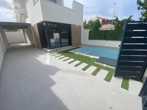 Prodej rodinného domu, Los Alcazares, Murcia, Španělsko, 101 m2