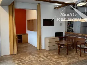 Pronájem bytu 3+kk, Kroměříž, náměstí Míru, 94 m2