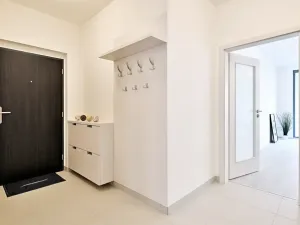 Pronájem bytu 3+kk, Praha - Karlín, U Mlýnského kanálu, 82 m2