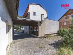 Prodej bytu 3+1, Hranice, Tovární, 170 m2