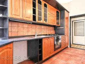 Pronájem bytu 3+1, Praha - Nové Město, Na hrádku, 95 m2