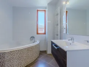 Prodej rodinného domu, Praha - Pitkovice, Lošáková, 162 m2