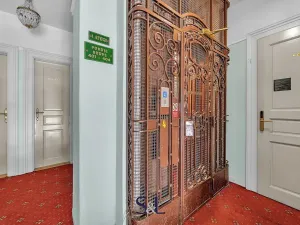 Prodej ubytování, Karlovy Vary, Tržiště, 819 m2