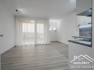 Pronájem bytu 1+kk, Uhlířské Janovice, Hrnčířská, 30 m2