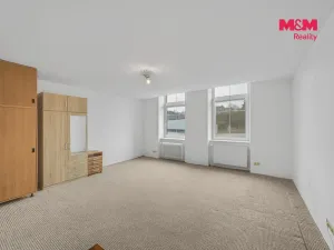 Prodej bytu 3+1, Jaroměř - Pražské Předměstí, Husova, 120 m2