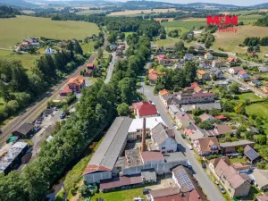 Prodej výrobních prostor, Kolinec, 2640 m2