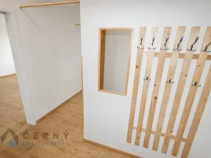 Pronájem bytu 1+1, Liberec, Bezová, 42 m2