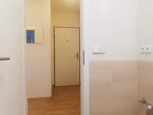 Pronájem bytu 2+kk, Praha - Vršovice, Karpatská, 49 m2