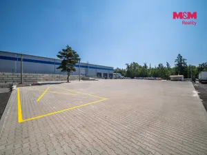 Pronájem skladu, Dubno, 3885 m2
