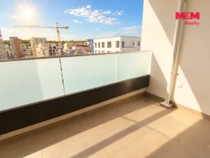 Pronájem bytu 2+kk, Praha - Vysočany, Pod Harfou, 42 m2