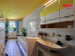 Prodej rodinného domu, Božanov, 263 m2