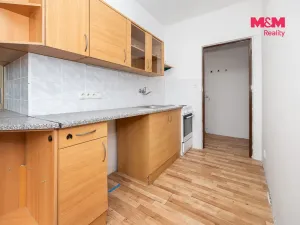 Prodej bytu 2+1, Lázně Bohdaneč, Na Lužci, 60 m2