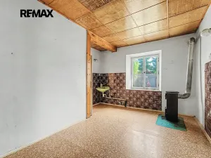 Prodej komerčního pozemku, Týnec nad Labem, Bambousek, 7711 m2