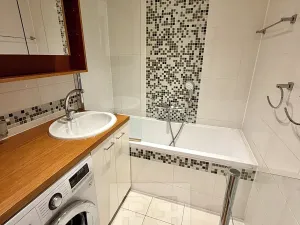 Prodej bytu 3+1, Praha - Modřany, Levského, 78 m2