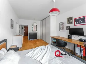 Prodej bytu 2+kk, Praha - Holešovice, Komunardů, 60 m2