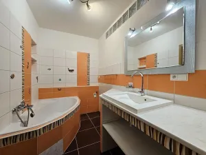 Prodej bytu 3+kk, Nový Bor, Husova, 68 m2